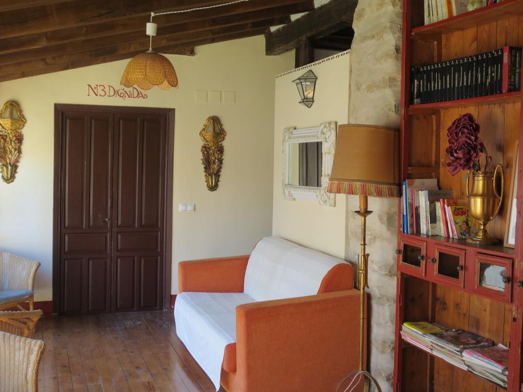 Apartamentos Turisticos El Losal Ubeda  Luaran gambar