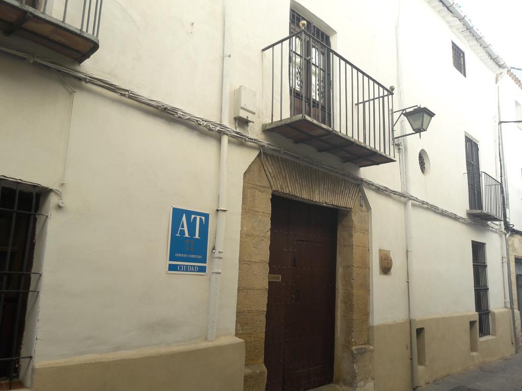 Apartamentos Turisticos El Losal Ubeda  Luaran gambar